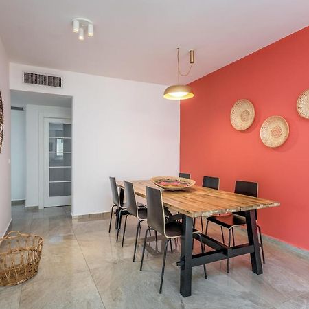 3 Bedrooms Apt Balcony & Parking Near Banana Beach Tel Aviv Exterior foto